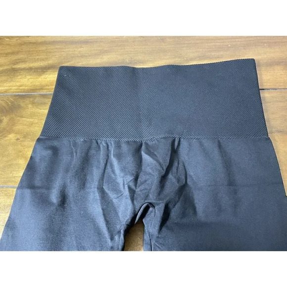 ASSETS by SPANX Women's Seamless Legging Black Size Large - Picture 5 of 8
